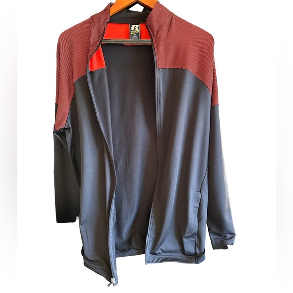 🌻 Russel Hyperflux Lightweight Jacket - NWOT - Picture 2 of 4